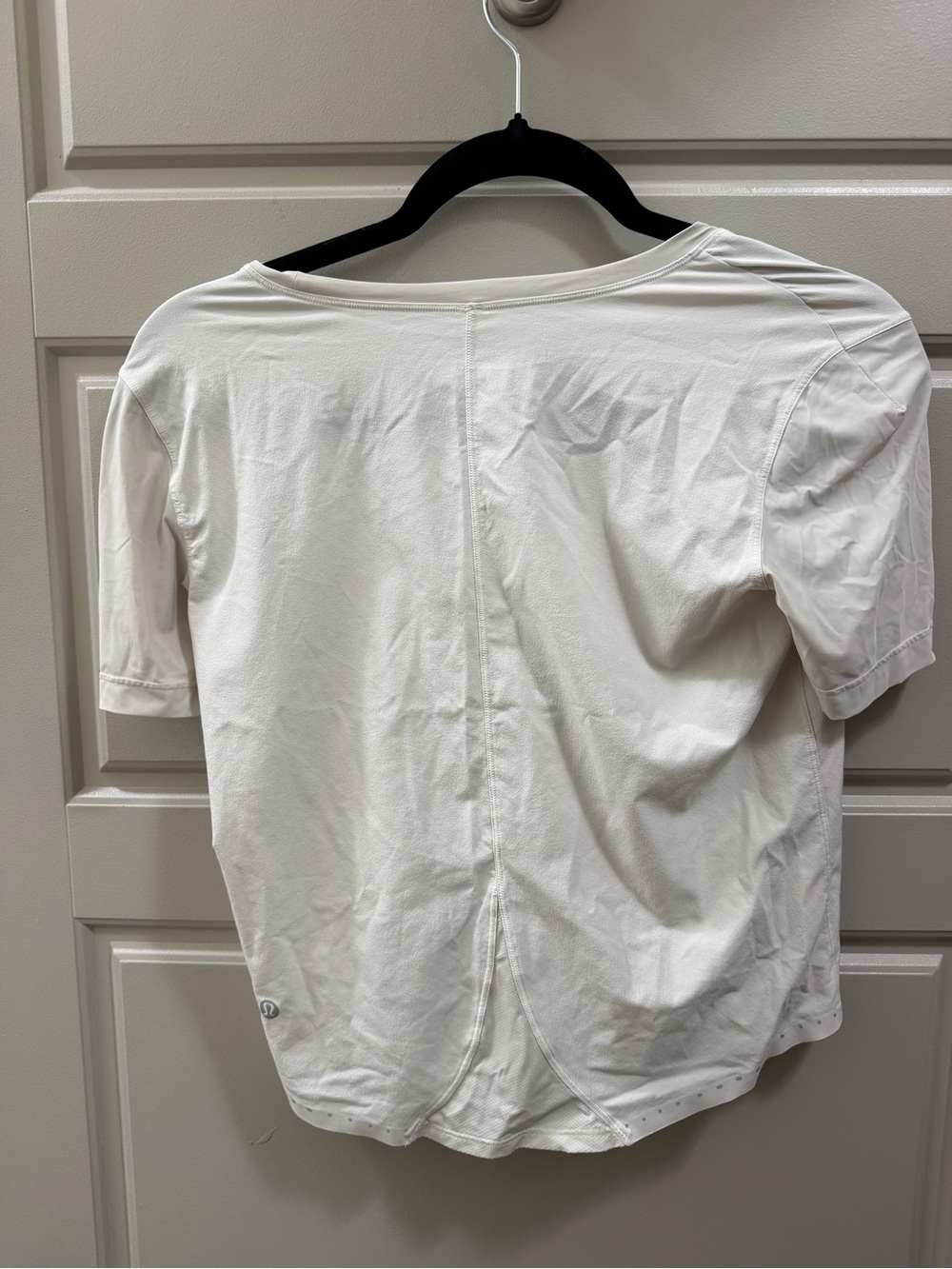 Fast and Free Short Sleeve Top - Picture 2 of 5